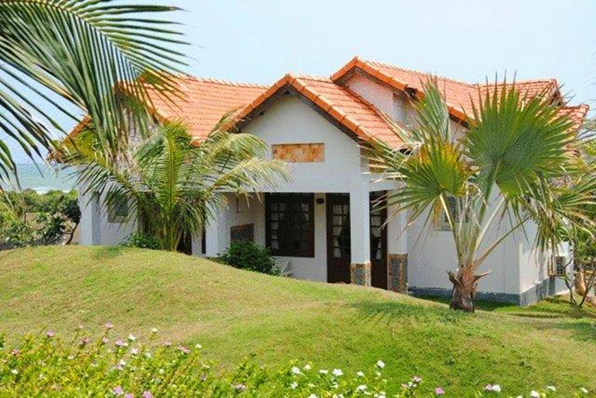 Peaceful Resort Phan Thiet Exterior photo